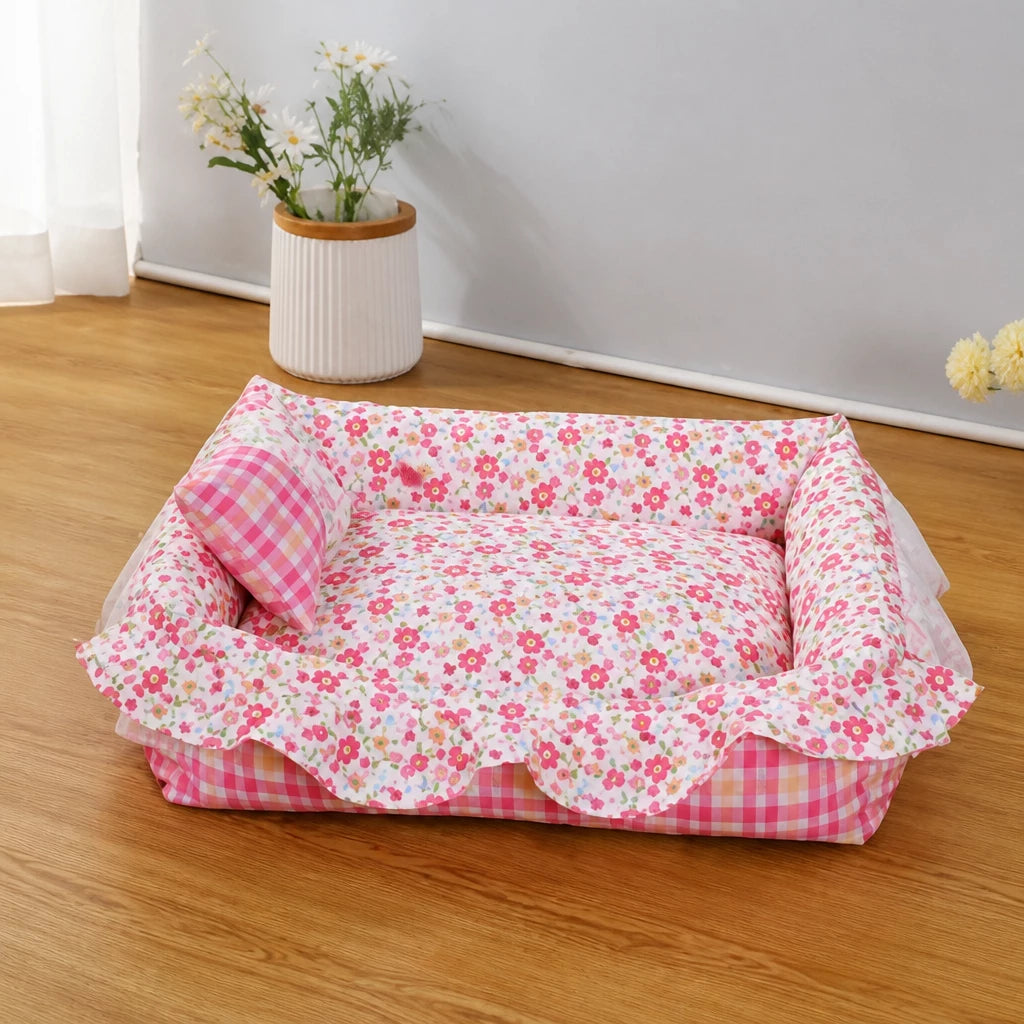All-Season Pet Bed for Cats and Small to Medium Dogs
