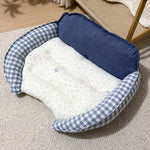Reversible Curved Polyester Pet Bed for Small Dogs and Cats