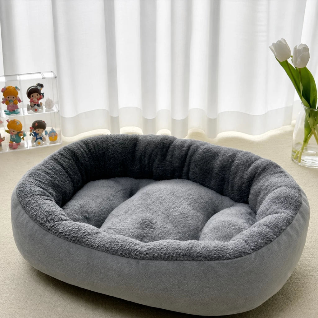All-Season Oval Pet Bed