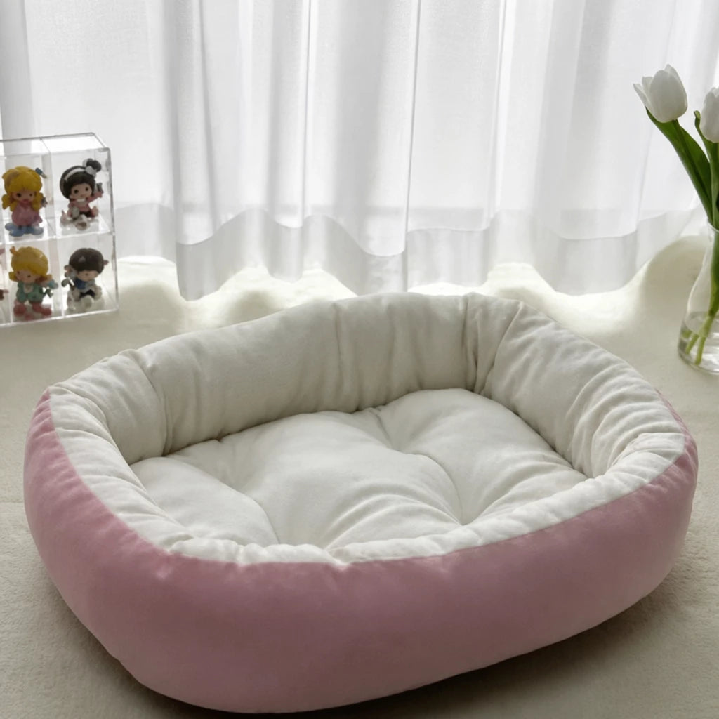 All-Season Oval Pet Bed