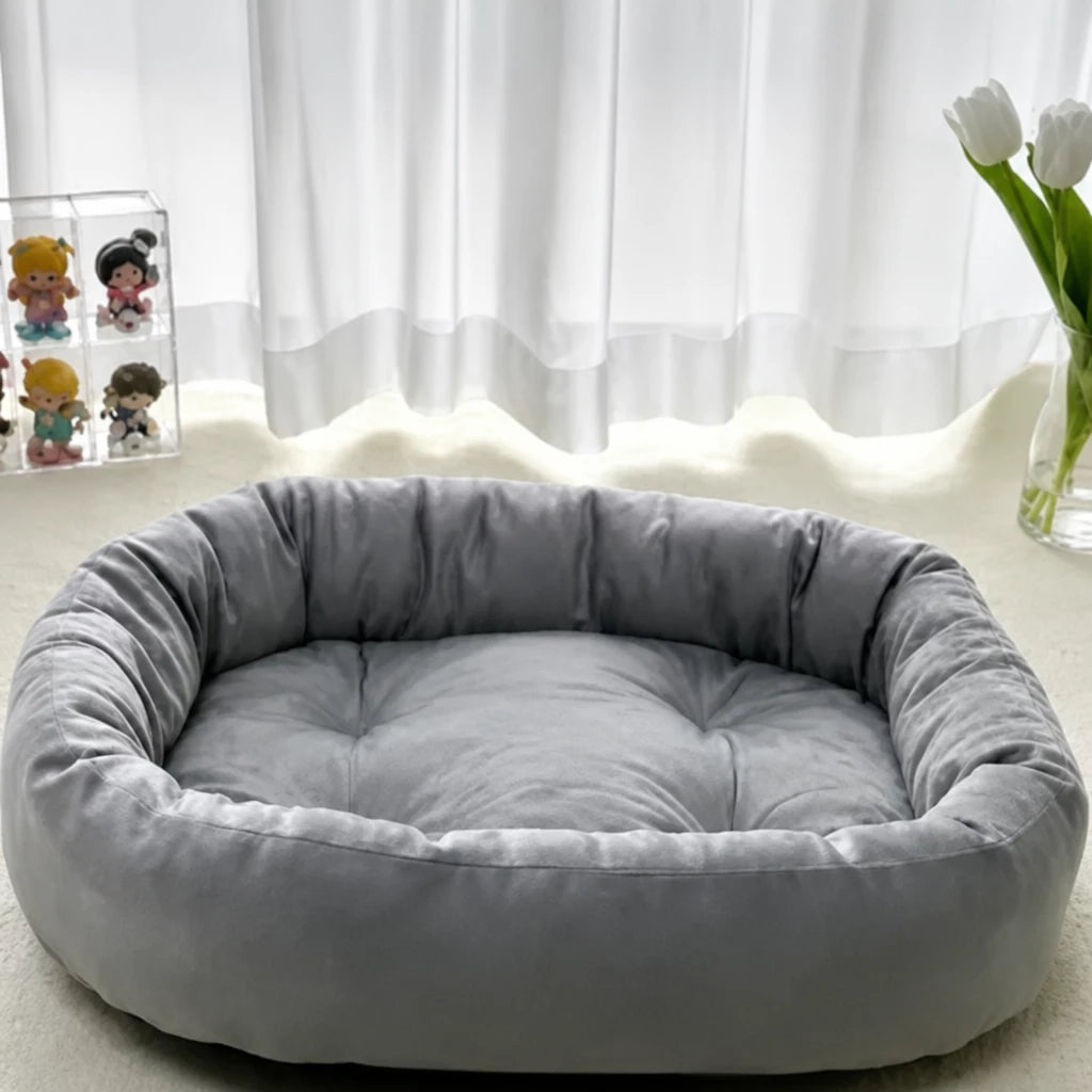 All-Season Oval Pet Bed