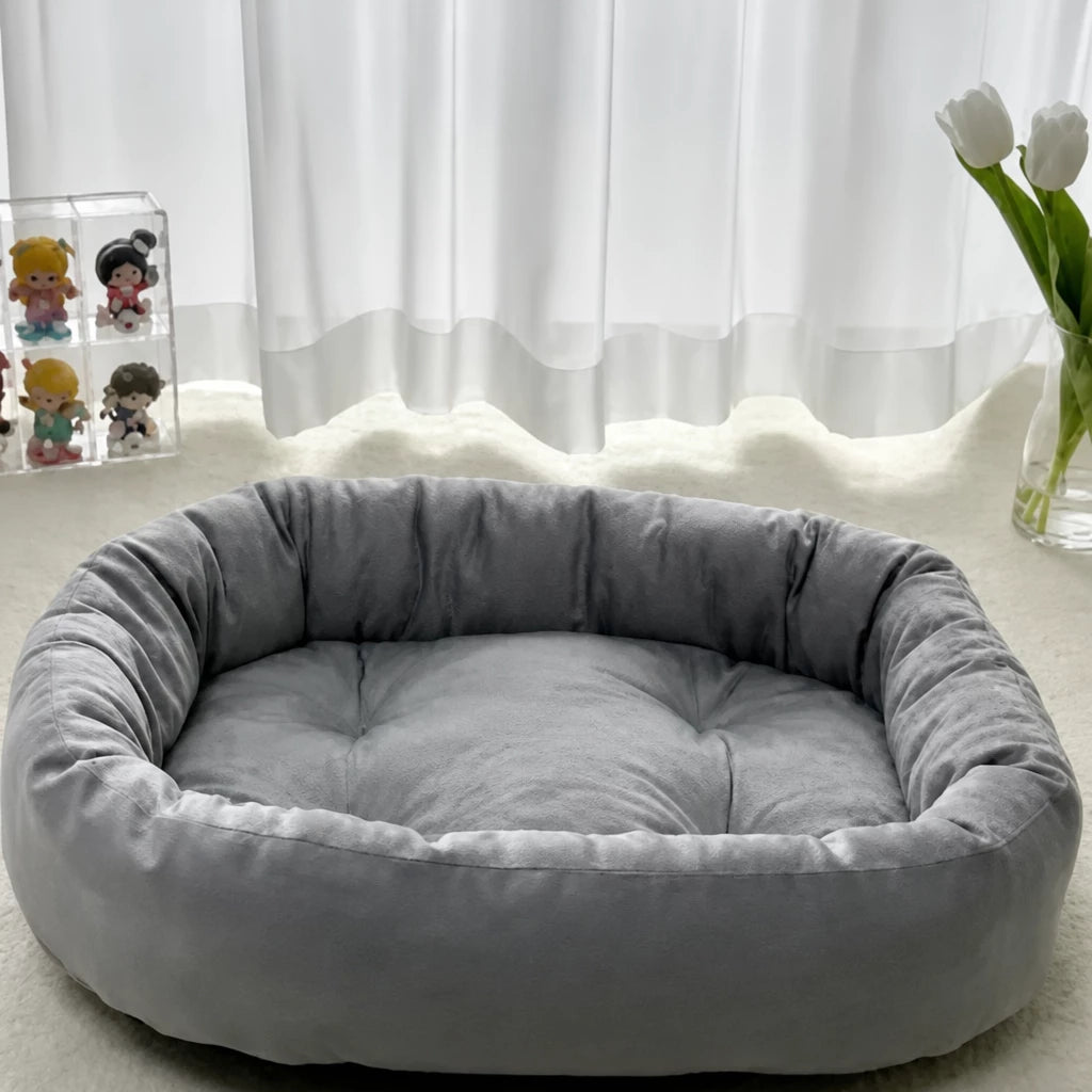 All-Season Oval Pet Bed