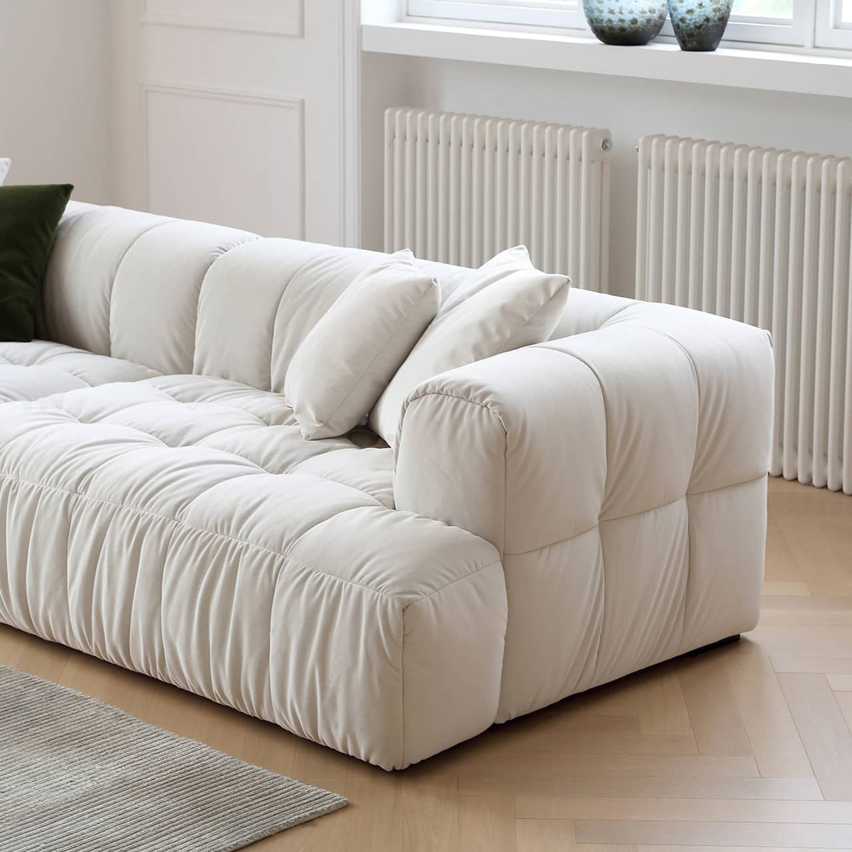 Luxurious White Pine Suede Silk Sofa - Ultimate Comfort and Elegance my-363