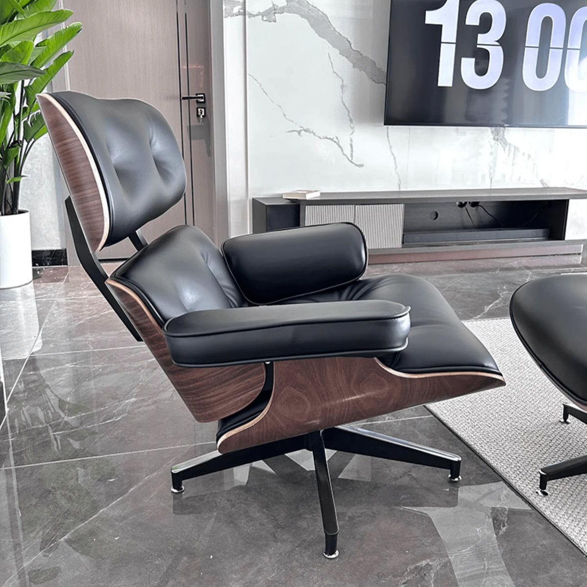 Luxurious Black PU Leather Office Chair – Ergonomic and Stylish Seating yw-203
