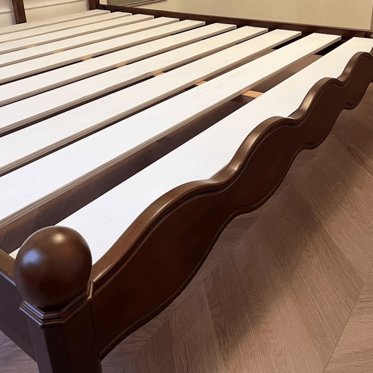 Elegant Bed Frame - Luxurious Brown Walnut Wood Finish yw-205