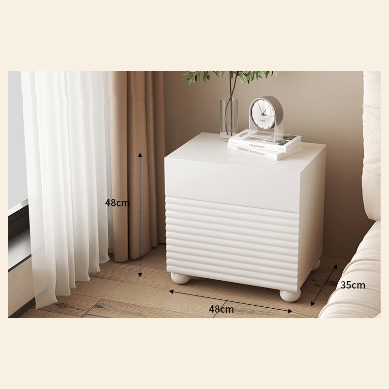 Stylish White Bedside Cupboard - Durable Density Board Wood Nightstand yw-207