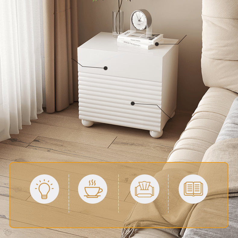 Stylish White Bedside Cupboard - Durable Density Board Wood Nightstand yw-207