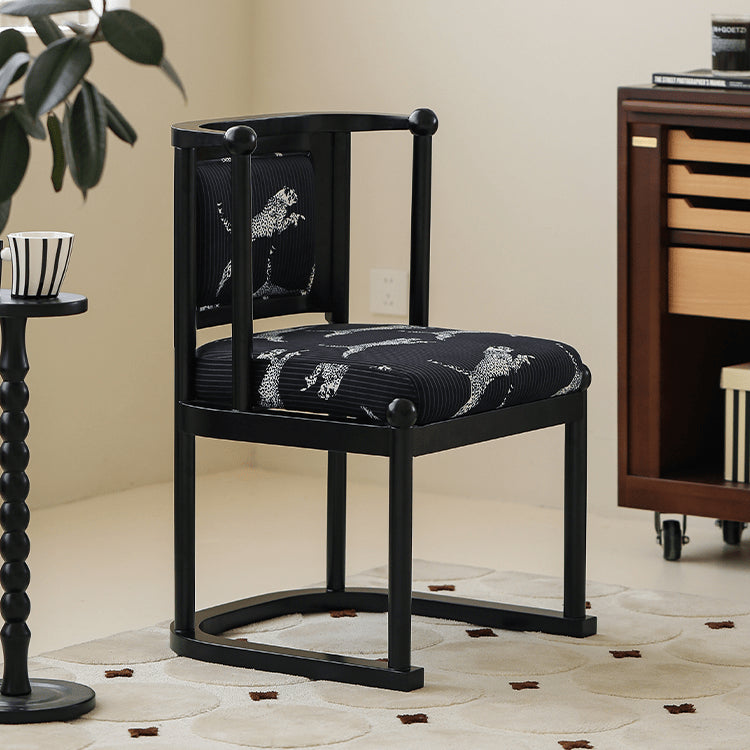 Stylish Black Flannel Chair with Ash Wood Frame: Perfect for Modern Interiors yw-224