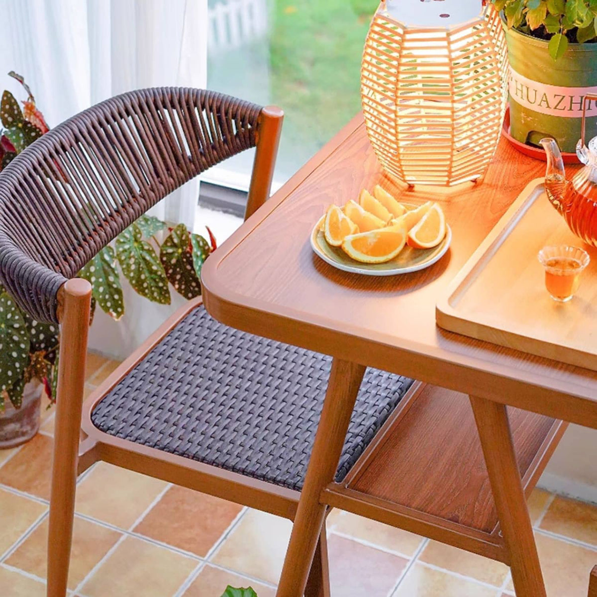 Modern Patio Table - Faux Rattan & Aluminum Alloy in Brown, Gray & White Finish zy-041